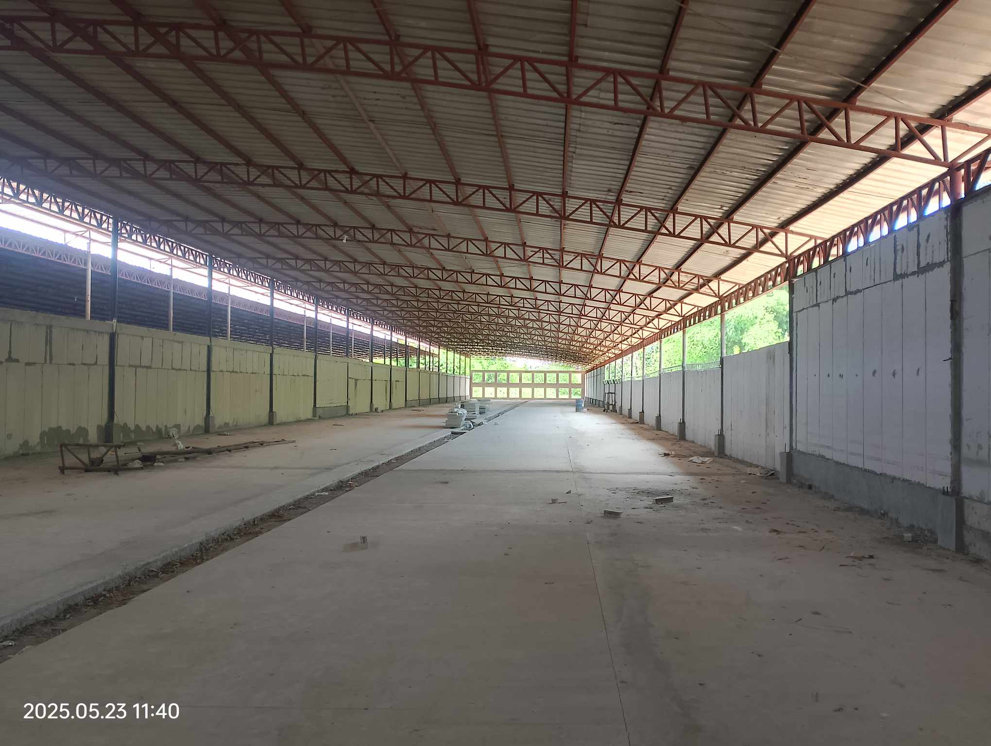 Large interior space with QUICKPANEL partition walls
