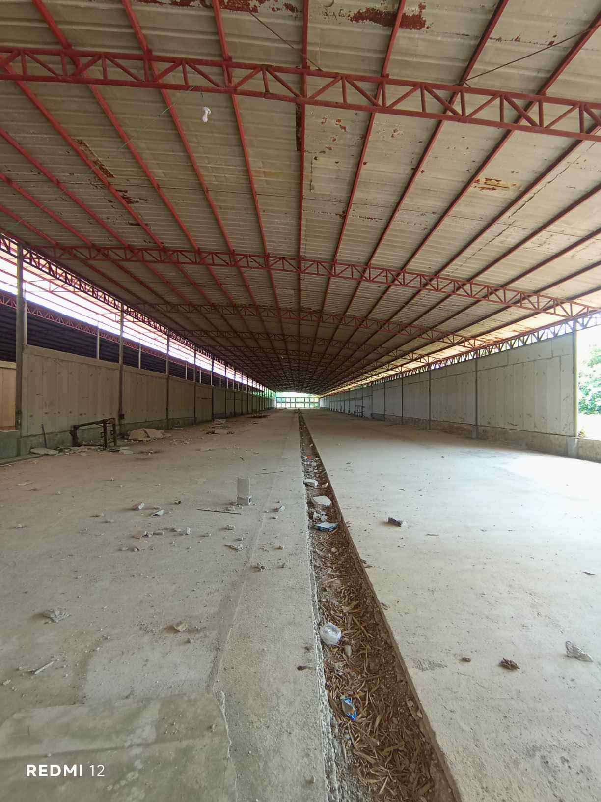 QUICKPANEL interior wall system in POULTRY FARM